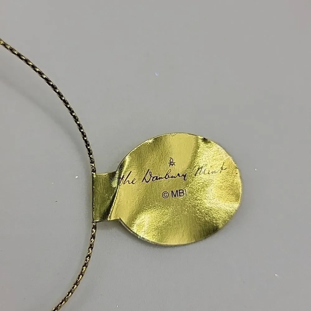 Danbury Mint add touch